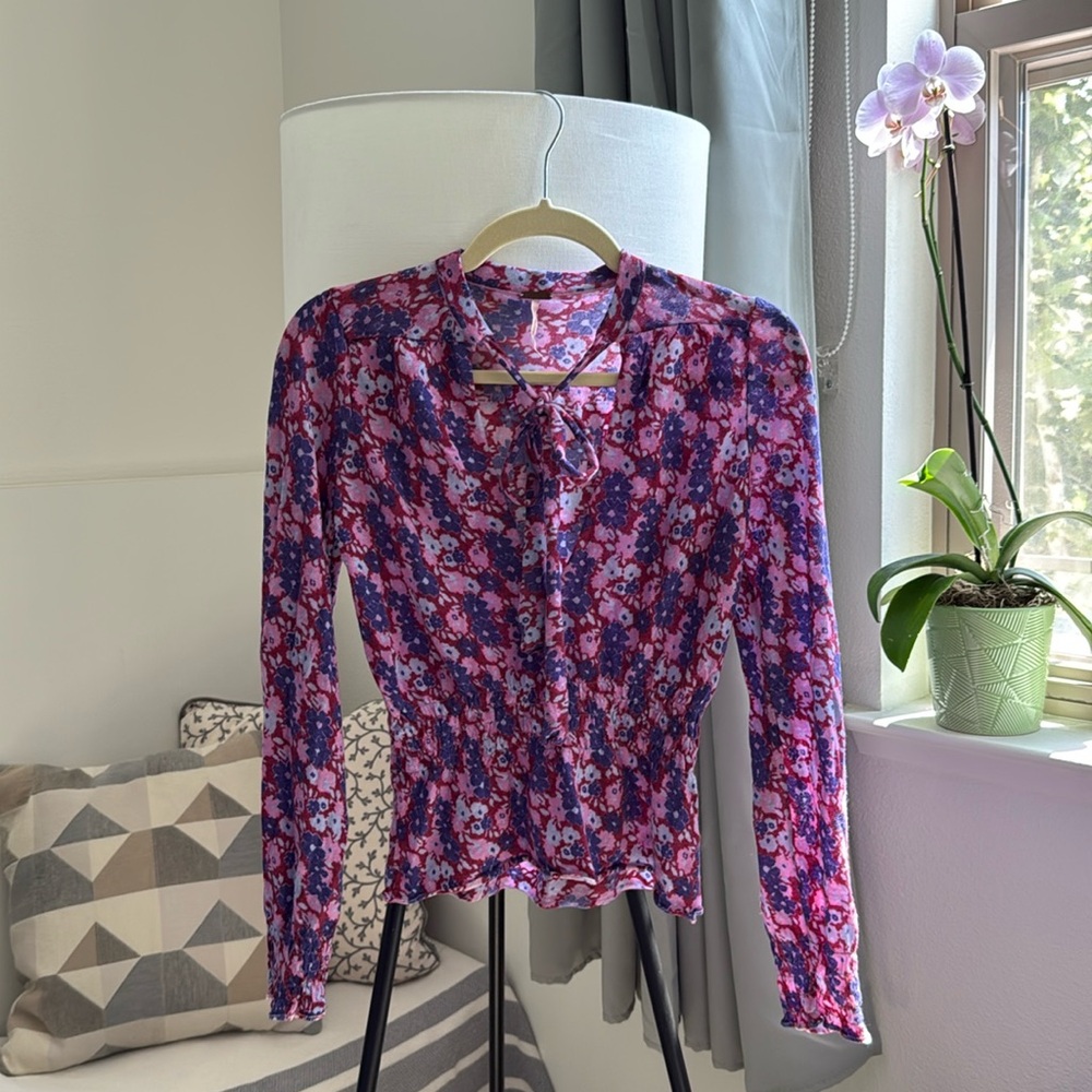 🪻70s style Floral Free People Tie Top | S